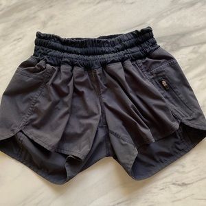 4” inseam lululemon Track That black running shorts